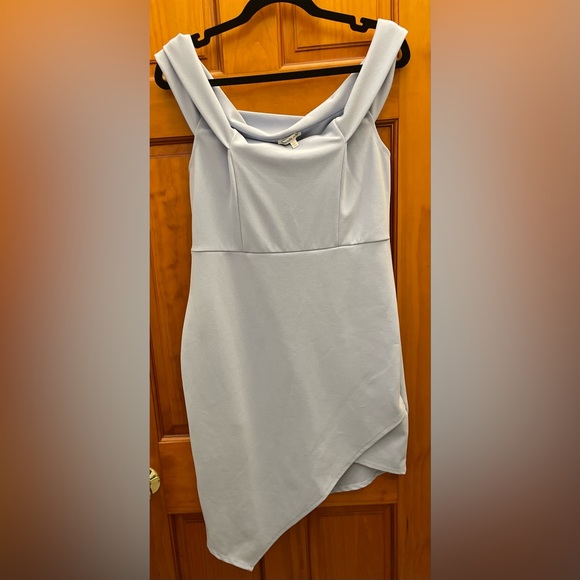 Charlotte Russe Young Women's Off Shoulder Asymmetric Mini Dress Light Blue L - Picture 3 of 10